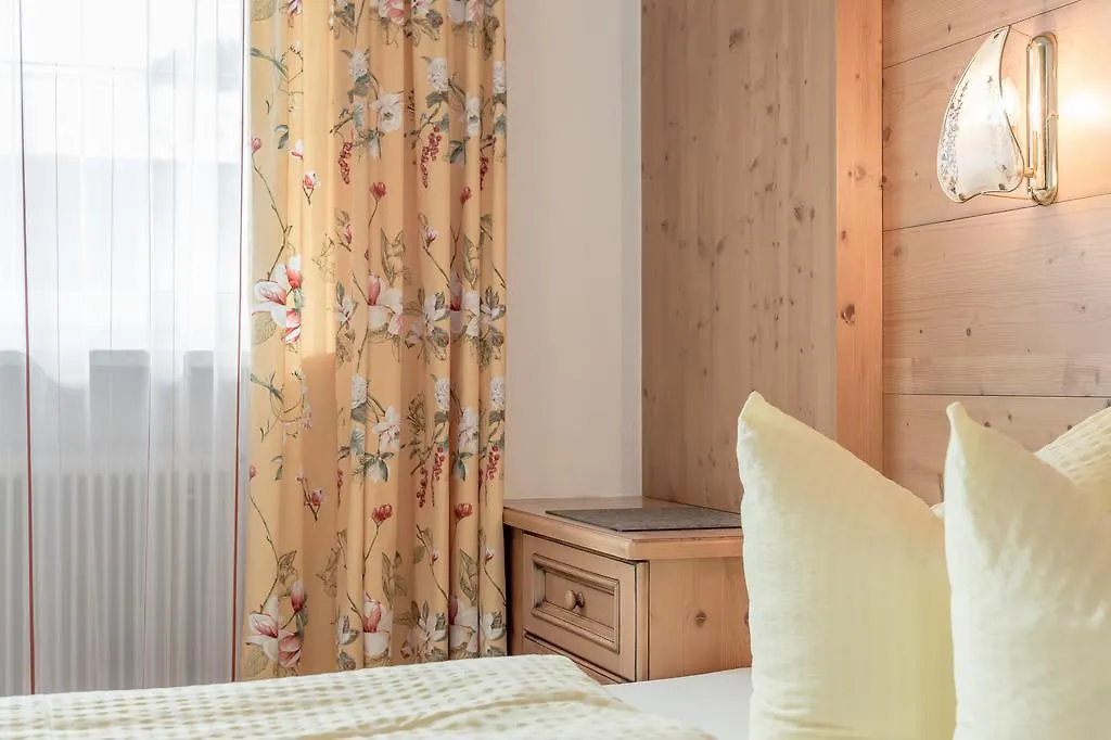 Ferienhaus Apart Sonnzeit Sölden Semesterbostad